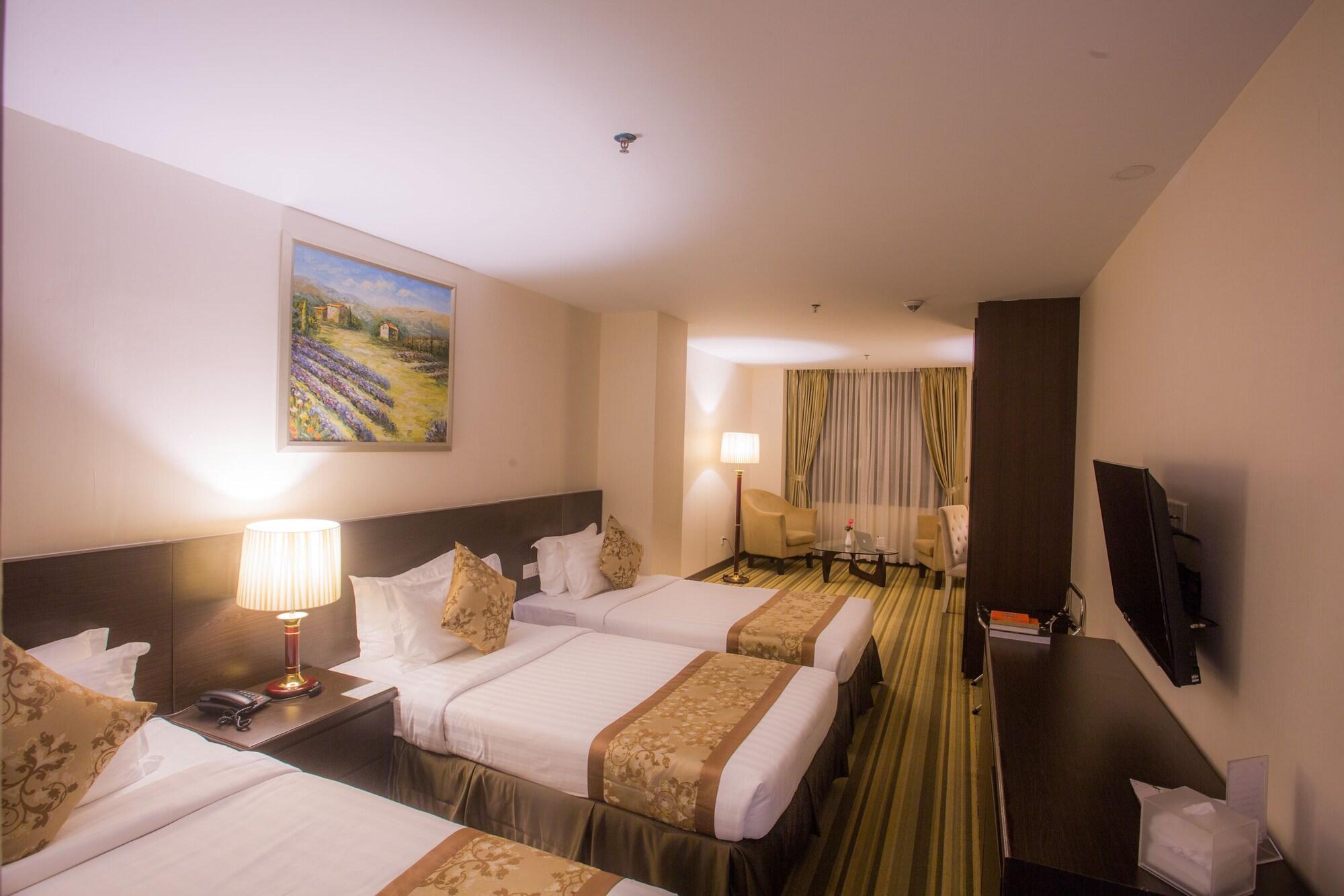 Esperado Lake View Hotel Yangon Exterior foto
