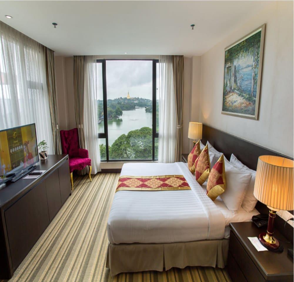 Esperado Lake View Hotel Yangon Exterior foto
